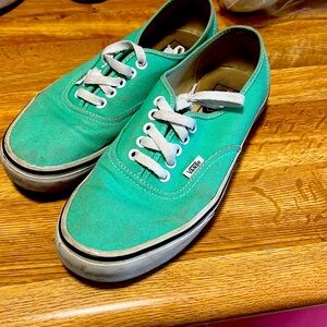 Women’s original lace front vans
